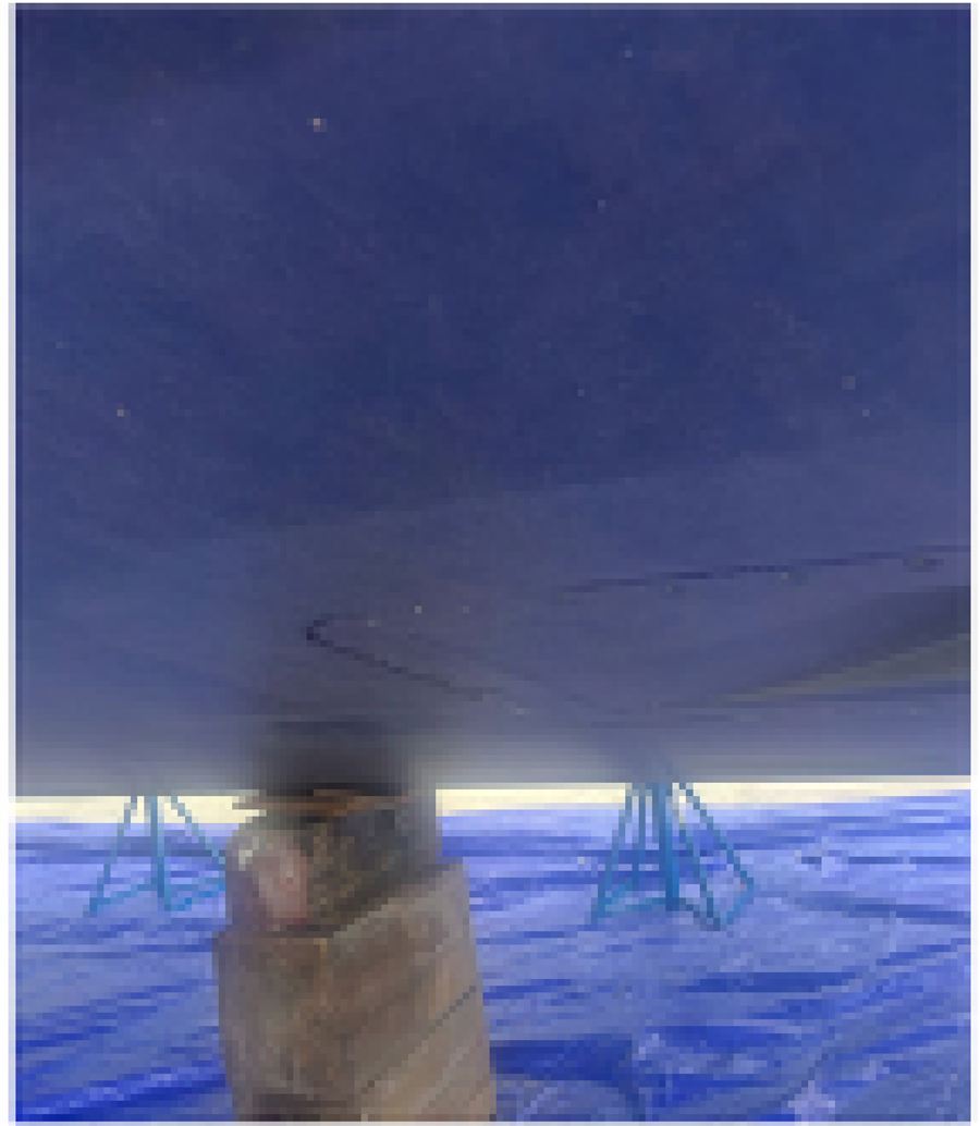 Ispezione dello scafo della Vanquish VQ55 durante l'alaggio a Fort Lauderdale